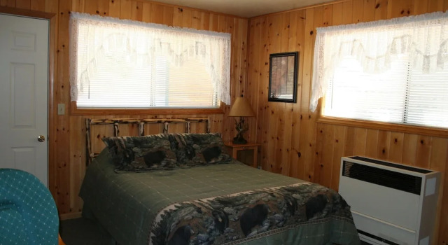 Quail Cove Lakeside Lodge