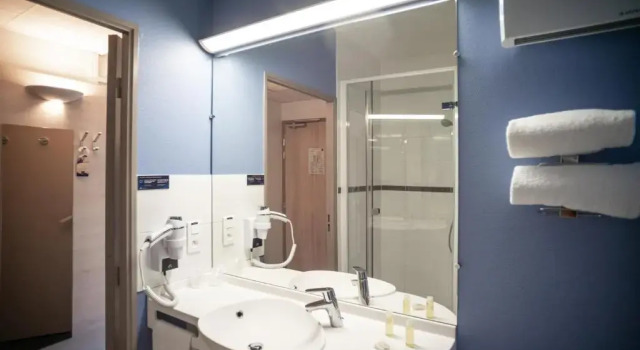 Семейный номер Standard ACE Hôtel Lyon Vénissieux Parc des Expositions