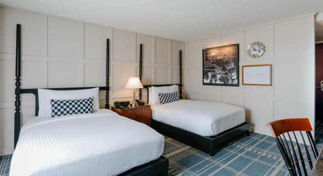 The Charles Hotel in Harvard Square, Забронировать Отель Гарвард-сквер Кембридж, рядом с Boston Calling Music Festival