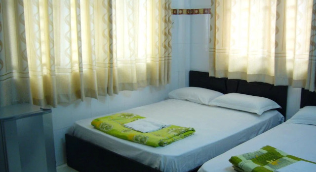 Ly Guest house, Забронировать Гостевой дом Гостевые дома Хошимина, рядом с Рынок Бен Тхань, Гостевой дом