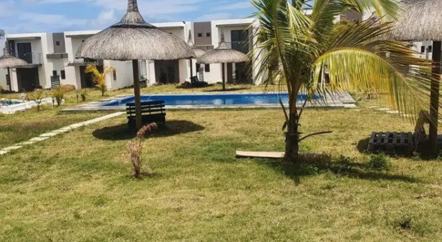 North Mauritius New-built 2-bedroom Villa with shared pool, Prenota Hotel Hotel a Mauritius Costa Nord con piscina, Piscina
