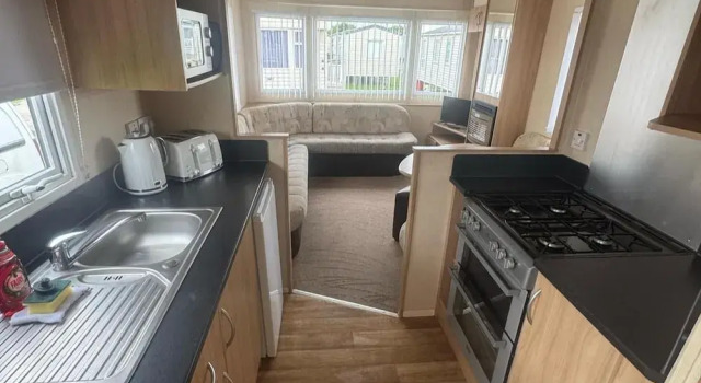 3 Bed Caravan - Sleeps 8 - Pets - Parking, Забронировать Дом для отпуска Кинмел-Бэй Клоид