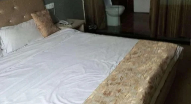 Mengcheng Express Inn, Rezerwuj Hotel Hotele w Mengcheng z parkingiem, Parking