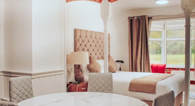 Люкс Executive Trivelles Waterhall Country Gatwick Hotel & airport parking