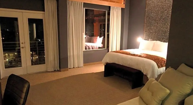 Люкс с балконом Casulo Hotel