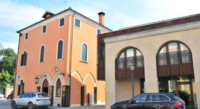 Hotel 5 Colonne