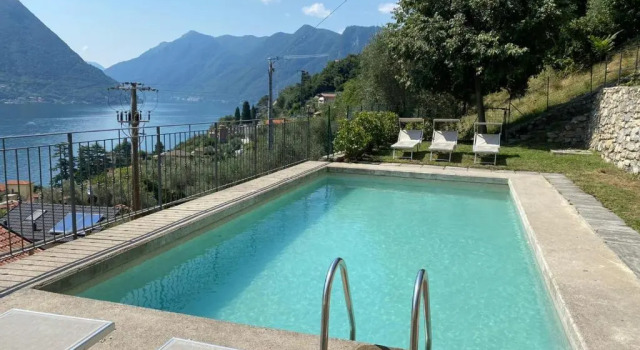 Апартаменты Sala Comacina Apartment No 1 (Sleeps 10)