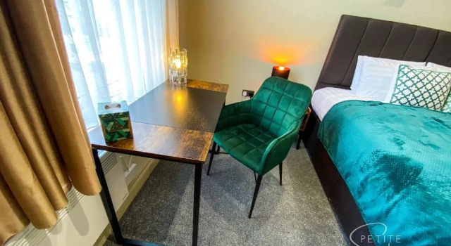 Апартаменты The Wild Fauna Suite - Petite Suites