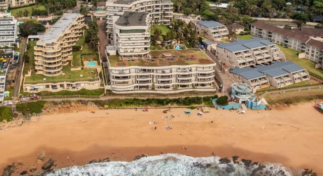Апартаменты 504 Ballito Manor View-Luxury home on the main beach