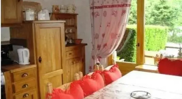 Appartement lEdelweiss, Забронировать Апартаменты/квартира Отели Межев с парковкой, рядом с Горнолыжный подъемник Кри, Парковка