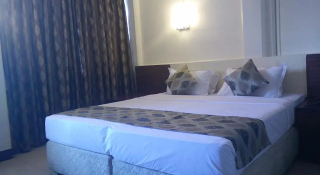 Номер Deluxe с видом на океан Strand Hotel, Colaba - A Seafront property