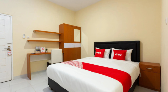 Двухместный номер Standard OYO 2008 Sellinas Family Residence Syariah