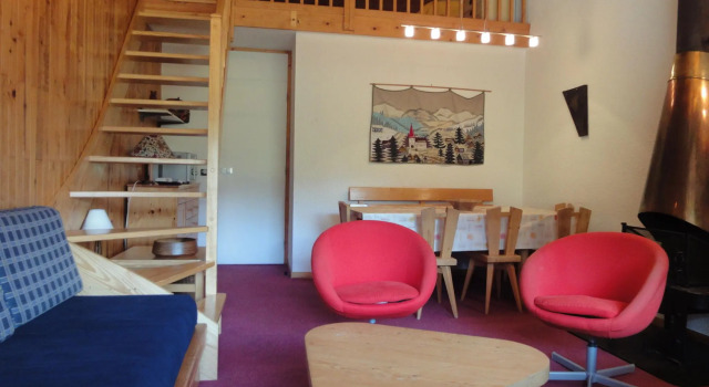 Mountain-View Apartment in Méribel with Balcony