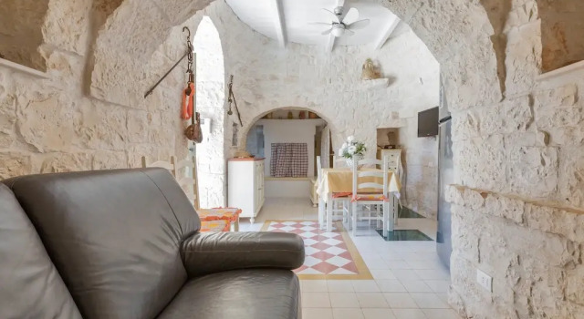 Villa Emy, Book Villa Sommerhuse i Murgia, Hytte