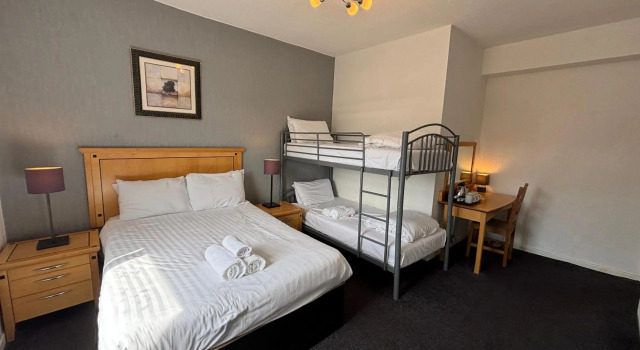 The Royal Alexandra Hotel by Compass Hospitality, Забронировать Отель Отели Блэкпул 3 звезды, рядом с Конференц-центр Winter Gardens, 3*