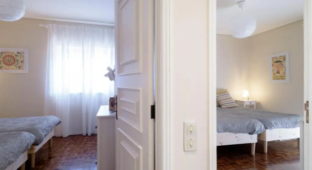 Apa 12, Rezervovat Hotel Espinho 