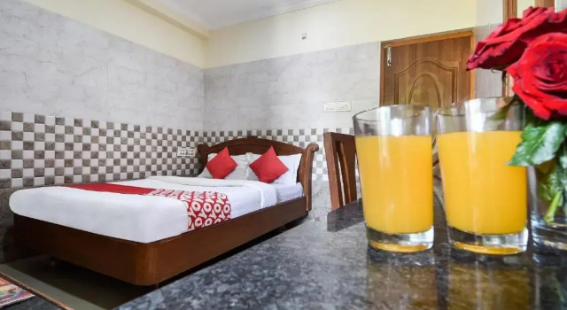 Jancy Residency By OYO Rooms