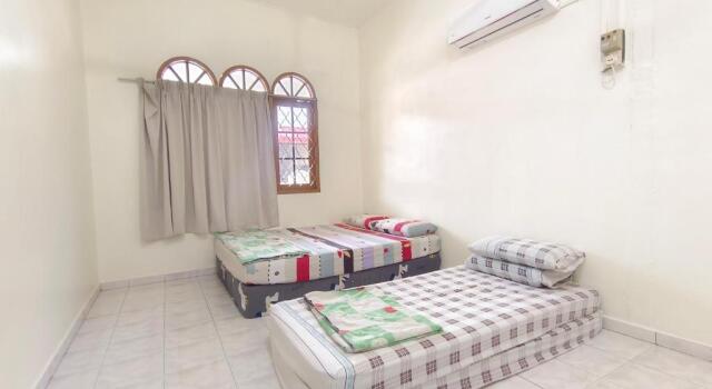 Бунгало с 3 комнатами Pangkor Homestay