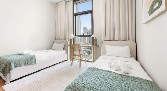 Stayis- Luxurious 2 BR near Burj Khalifa