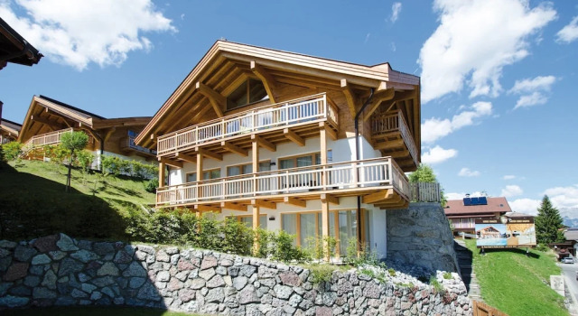 Шале Luxury с 3 комнатами с балконом и с видом на горы Mountains Chalets