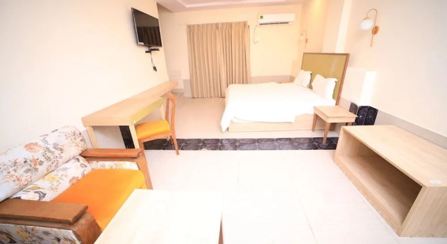 Kenth Hari Resort Dhaulpur by ShriGo Hotels, Забронировать Курортный отель Отели штата Раджастхана с парковкой, Парковка
