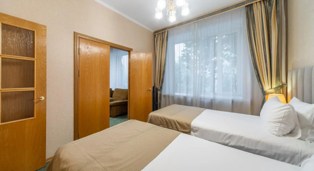 Twin Junior Suite Arbat Hotel