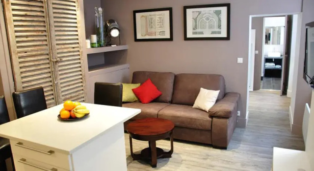 L'Escapade Versaillaise, Book Apartment Versailles 