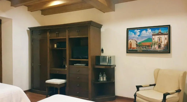 Четырёхместный полулюкс Hotel Mi Solar