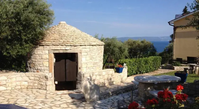 Holiday House Istria with Private pool and Sea View, Book Apartment Ravni Istria
