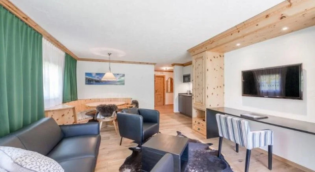 Appartments Cervus, Book Hotel St. Moritz Engadin