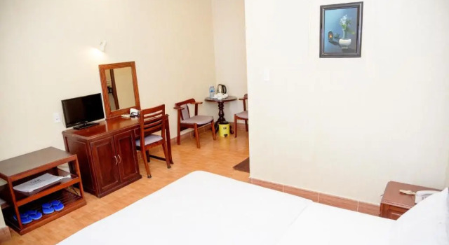 Номер Standard Ha Trinh Hotel