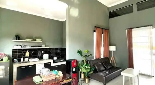 Lerenturu Villa, Book Villa 3-Star Hotels in East Java, 3*