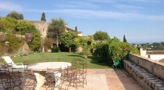 La Petite Maison, จอง โรงแรม Saint-Paul-de-Vence Alpes-Maritimes