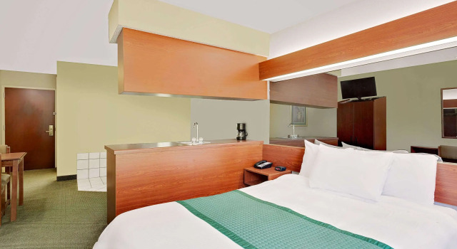 Microtel Inn & Suites by Wyndham Thomasville/High Point/Lexi, Buchen Sie Gasthaus Mini-Hotels in High Point, Gasthaus
