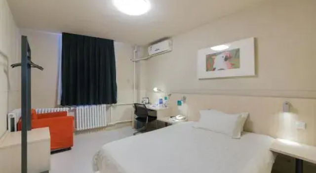 Двухместный номер Standard Jinjiang Inn Shengyang South Tower Olympic Sports Center Branch