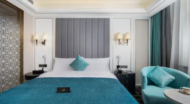 Семейный люкс Luxury Xana Deluxe Yinchuan Jinfeng  Hotel