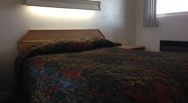 Номер Standard Hub Motel