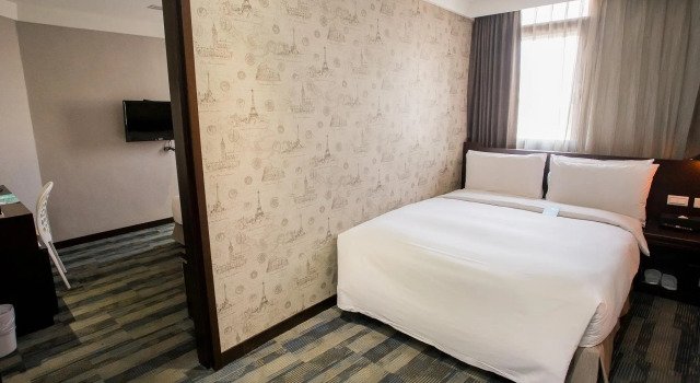 Номер Deluxe Khan Hotel