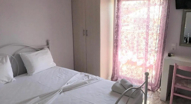 Номер Deluxe Infinity blue beach apartments - Renovated Apartments 2 Minutes from the Sea & Pool with Scenic Views