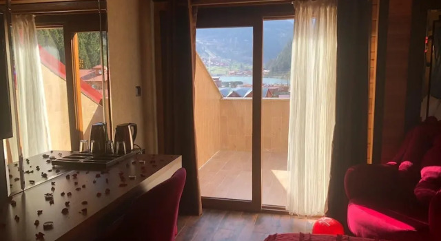 Двухместный номер Superior с балконом Inanlar Garden Hotel & Bungalow