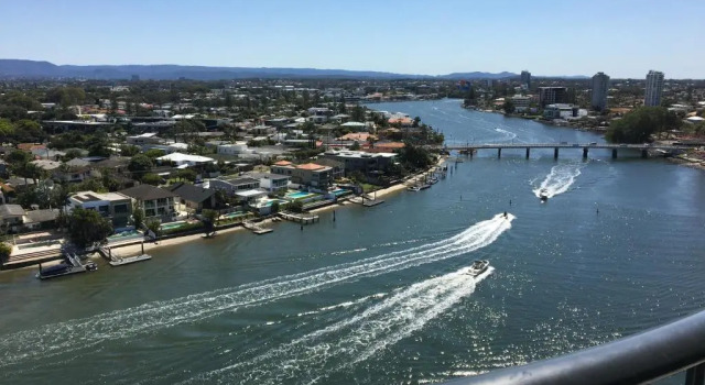 Апартаменты Silverton Apartment Resort Surfers Paradise