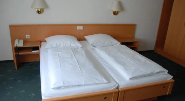 Трёхместный номер Standard Hotel Bitburg