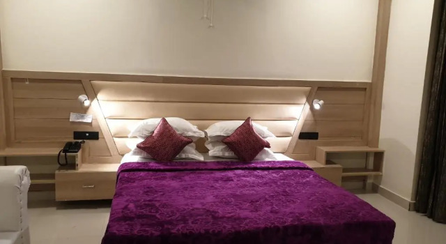 Номер Standard Hotel Rajpur Heights