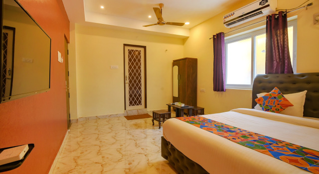 Номер Premium Fabhotel The Fortune Inn