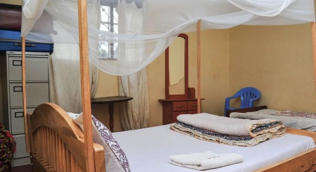 Venchester Guest House, Prenota Affittacamere Jinja 