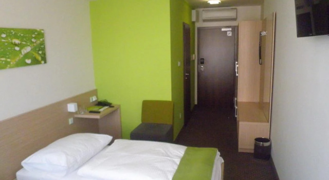 Hotel Ali Baba, Rezervovat Lázně / Resort Hotely v Prešovský kraj s parkováním, Parkování