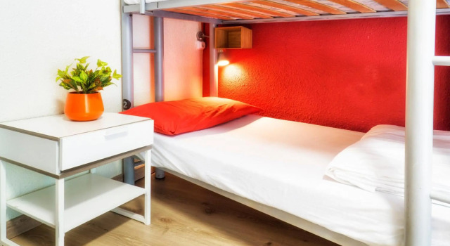 Itaca Hostel, Забронировать Хостел Старый город Барселона, рядом с Приход Св. Августина