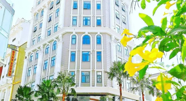 Holiday 2 Hotel