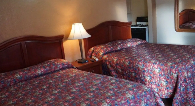 White Mountain Motel