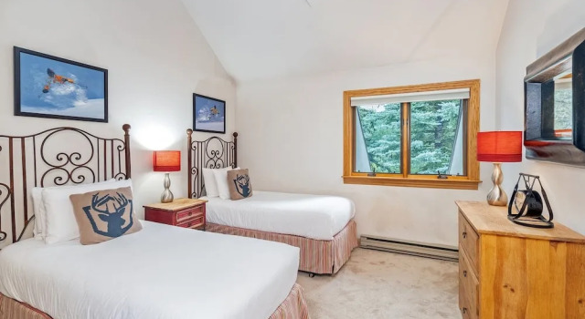 Cimarron Lodge 33 2 Bedroom Condo by RedAwning, Забронировать Отель Отели Telluride Ski 3 звезды, 3*